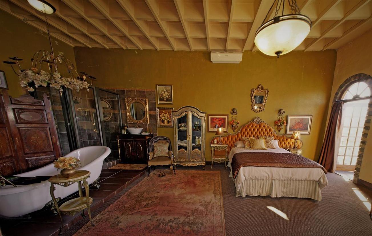 Bygracealone Manor Hotel Outeniekwa Exterior foto